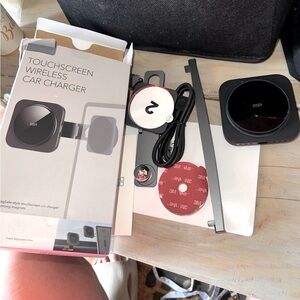 Wireless car charger